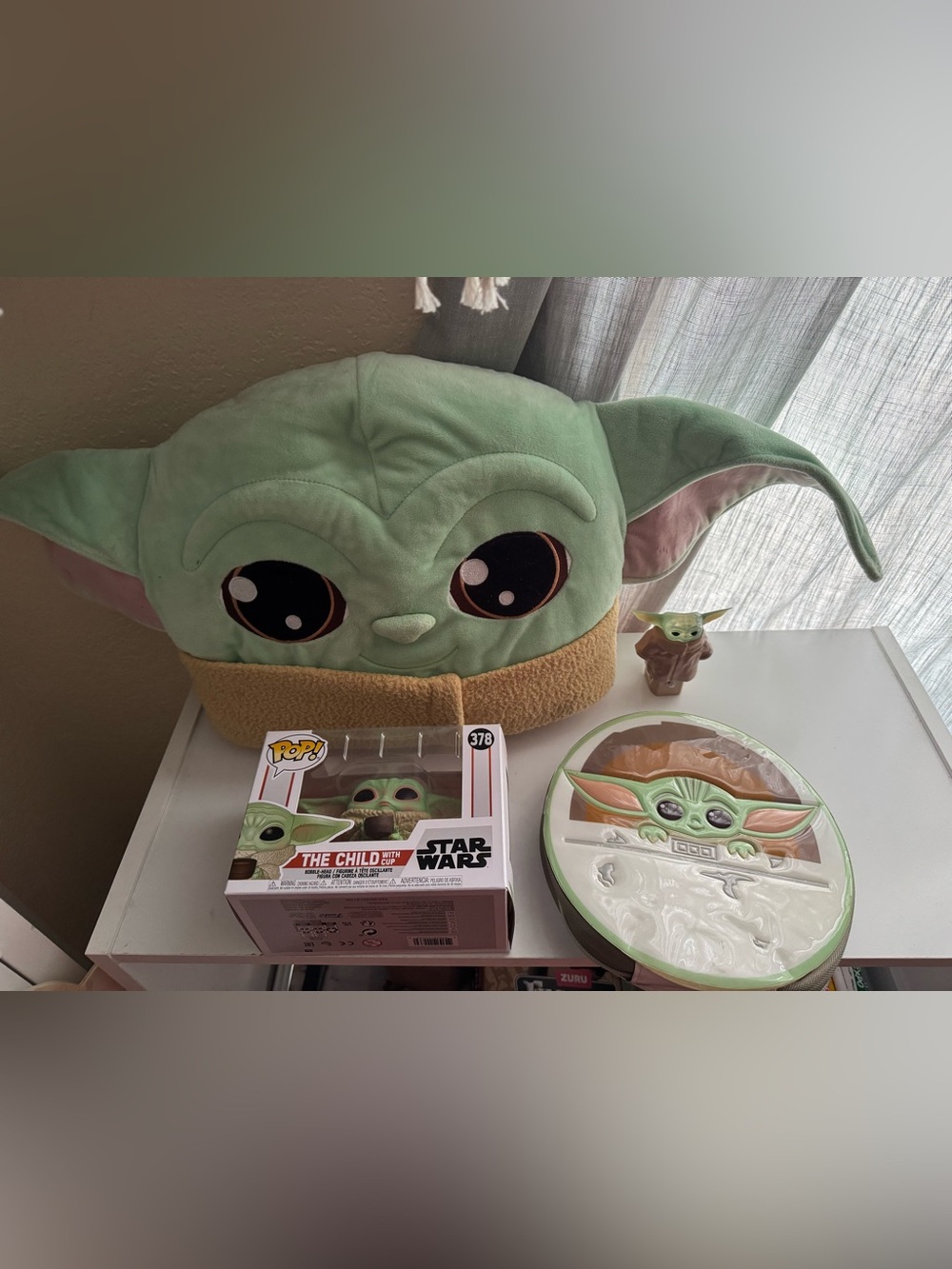 Star Wars The Child (Grogu) Plush & Collectibles Bundle - Green